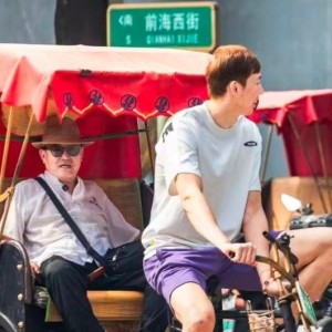 hth-男篮第一中锋蹬三轮拉客？2米17周琦干起副业 网友：为退役谋出路